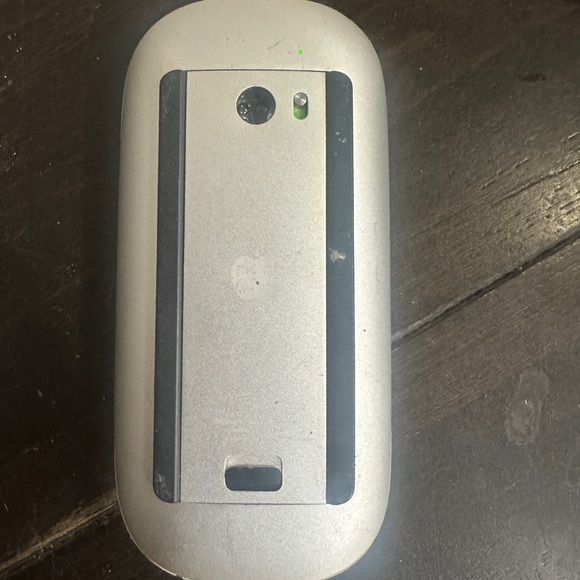 Original Apple A1296 3VDC Magic Mouse Wireless Bluetooth - Picture 4 of 5